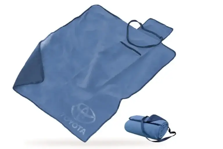 Quick-drying absorbent Toyota towel with print - sports gift