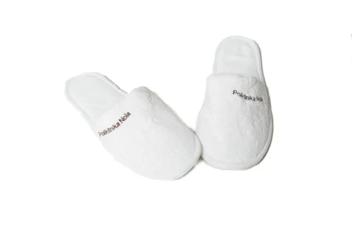 Hygienic slippers for Nola clinic with blue screen print